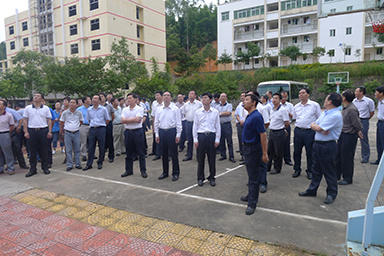 南平市市委書記裴金佳、市長林寶金率市委市政府全部領導及各市縣主要領導一行蒞臨我公司視察指導